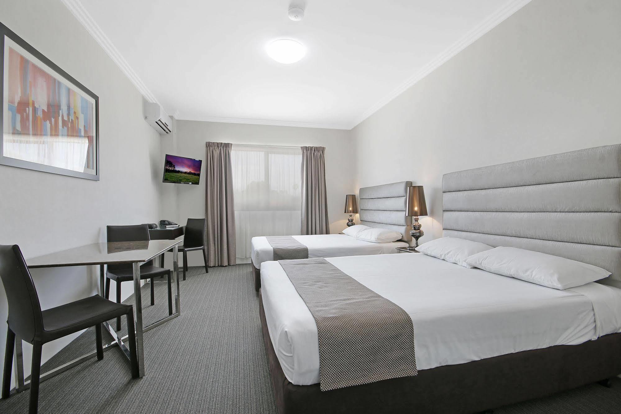 Value Aparthotel Penrith